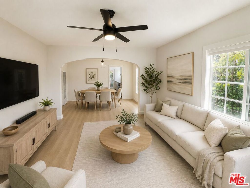 3957 Tivoli Avenue, Los Angeles