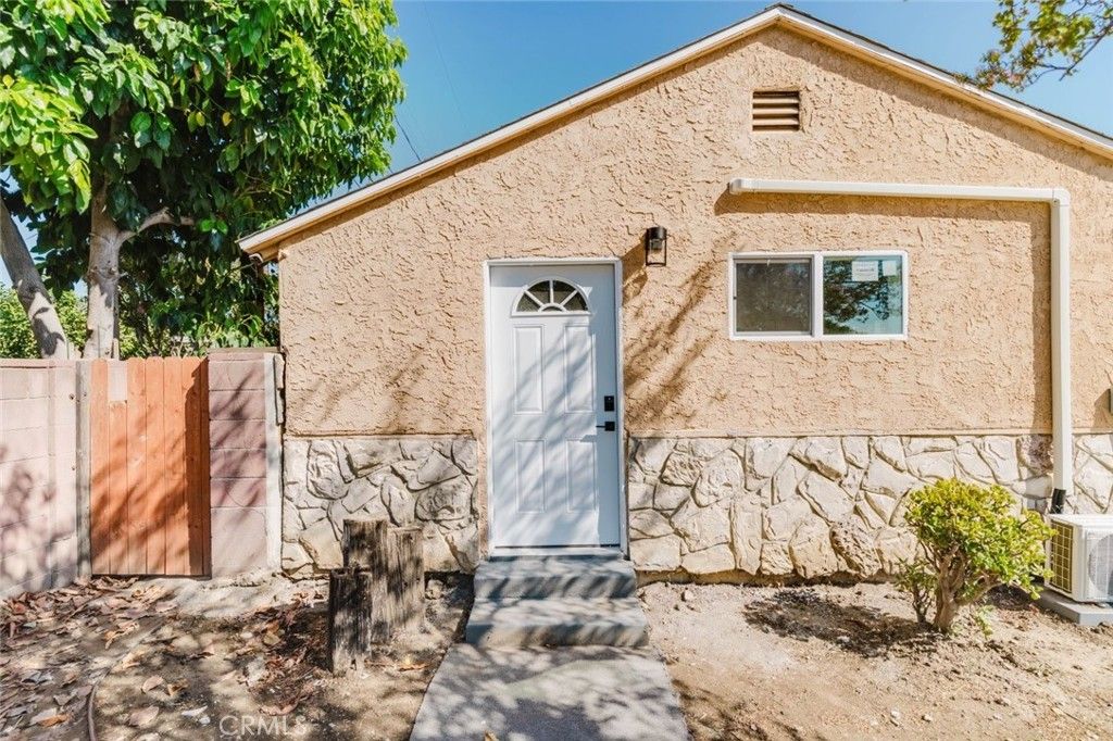 19427 Hart Street # 1/2, Reseda