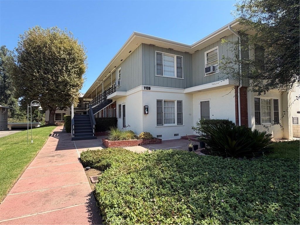 1120 N Monterey # 8, Alhambra