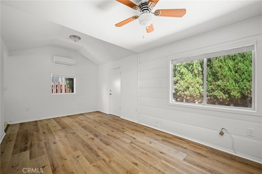 2542 Foothill Boulevard # D, La Crescenta