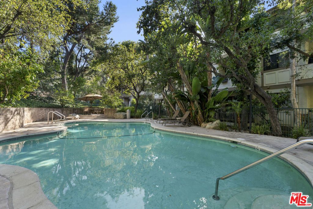 3480 Barham Boulevard # 203, Los Angeles