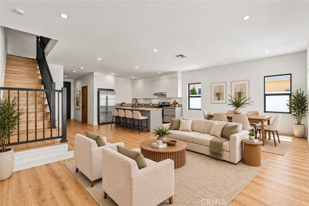5751 Vista Del Monte, Sherman Oaks