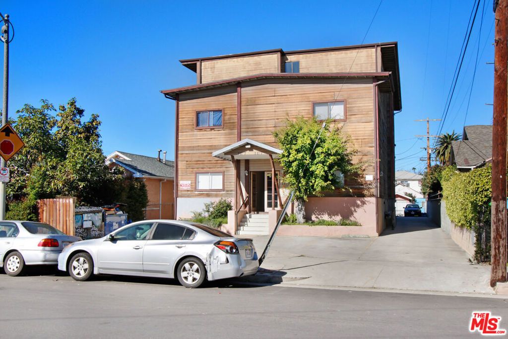 3817 W 21st Street, Los Angeles