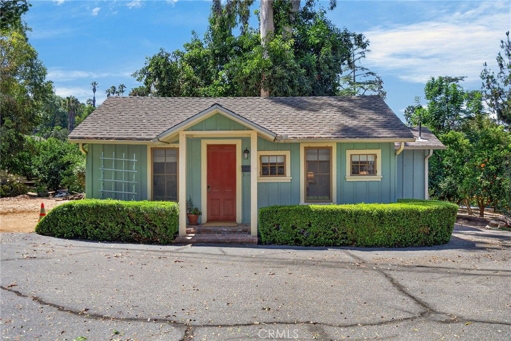 6190 Hawarden, Riverside