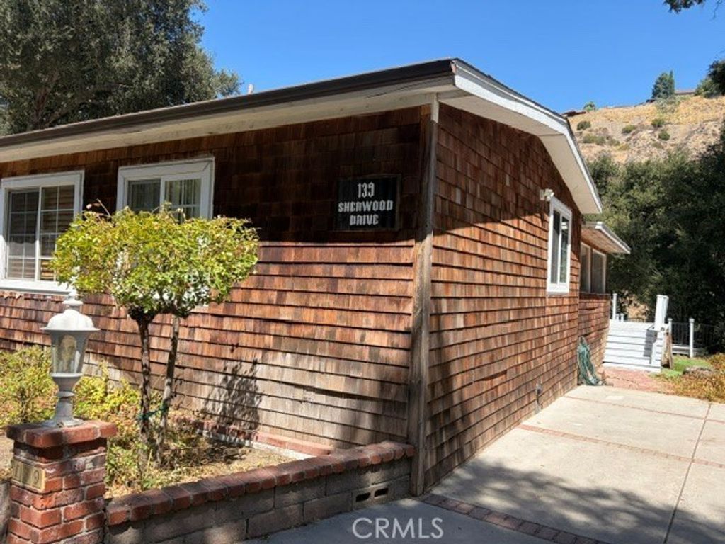 139 Sherwood Drive, Westlake Village