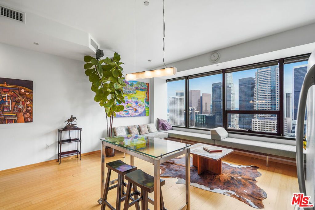 1100 Wilshire Boulevard # 2610, Los Angeles