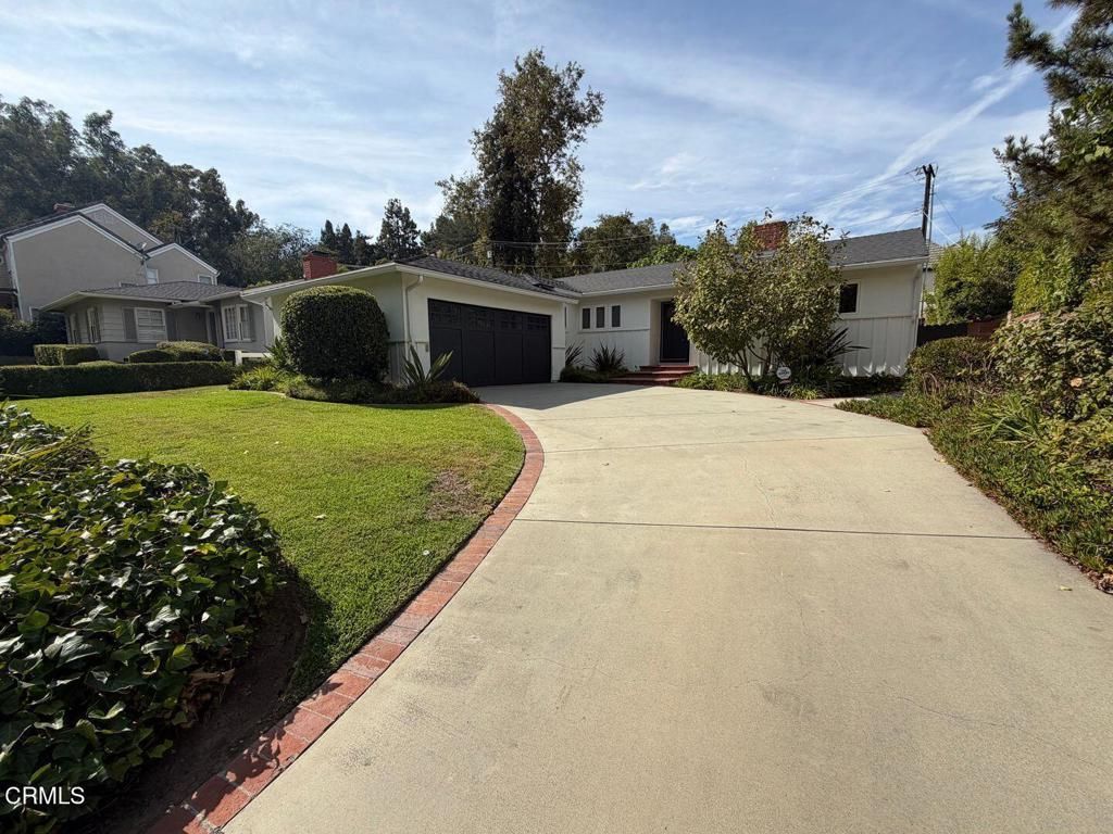 1325 Lomay Place, Pasadena
