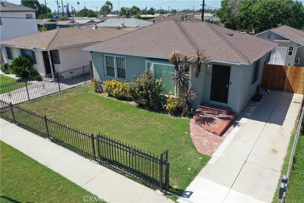 1613 N Grandee Avenue, Compton