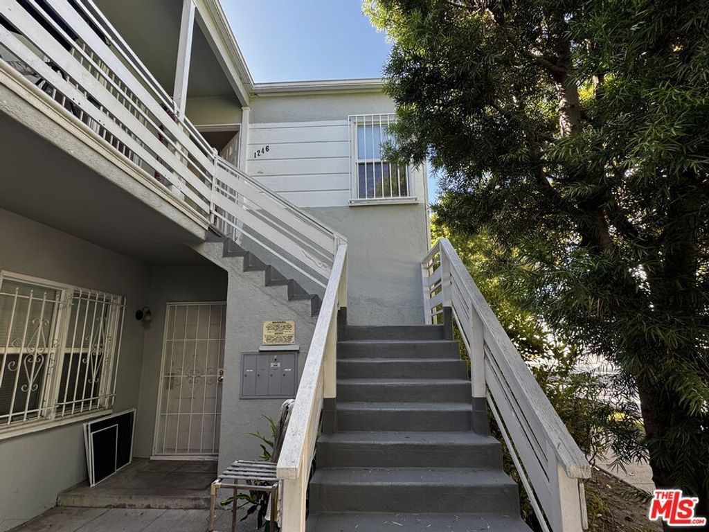 1246 Edris Drive, Los Angeles
