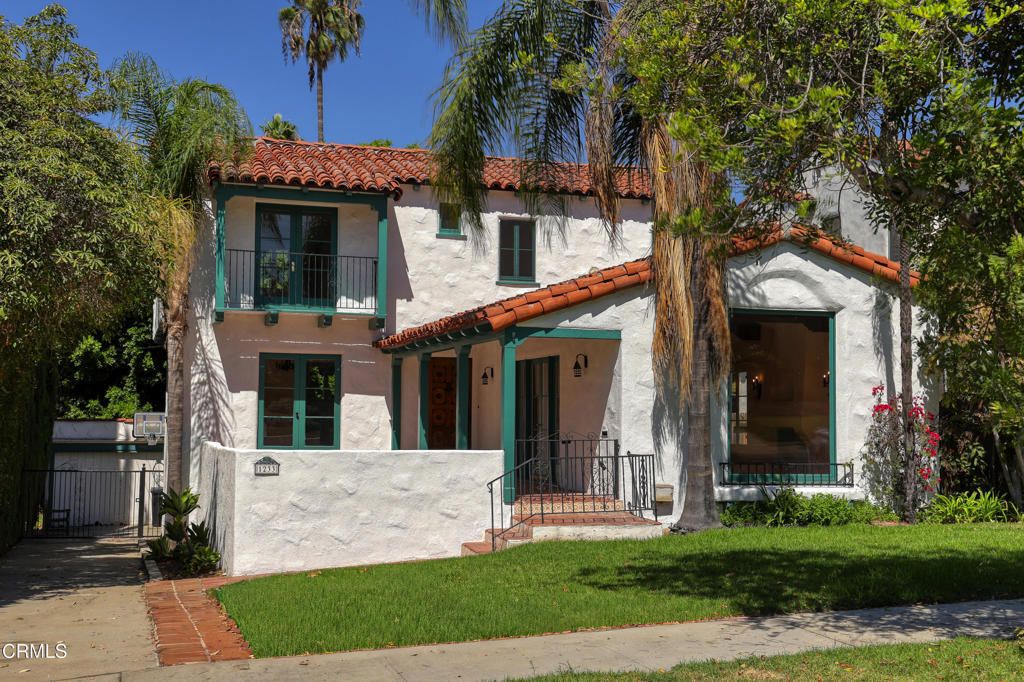 1233 N Isabel Street, Glendale