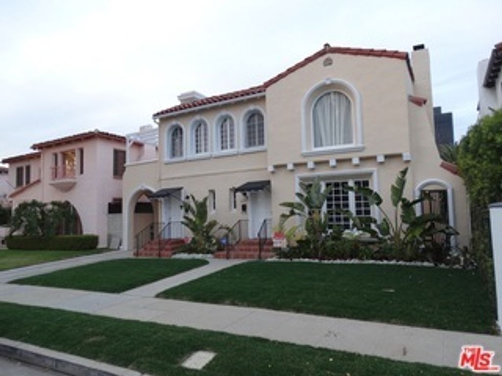 8437 W 4th Street, Los Angeles