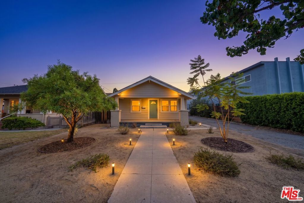 361 W Wilson Avenue, Glendale