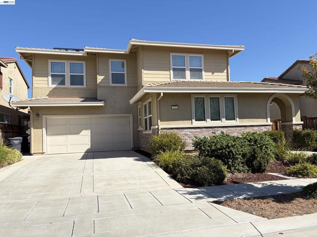 575 W Strauss Dr, Mountain House