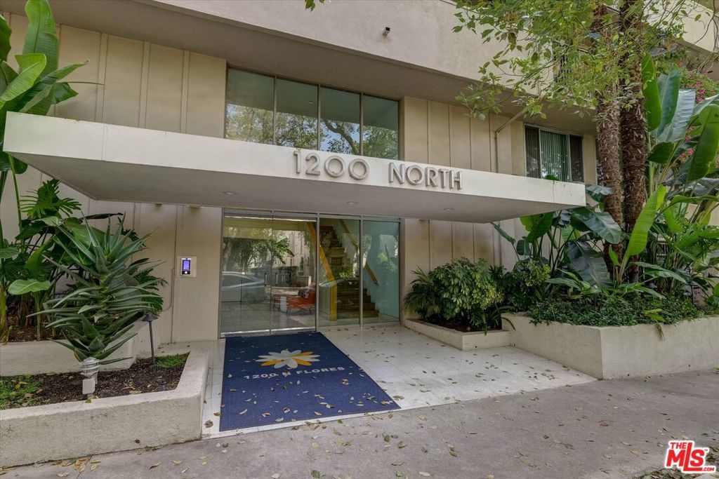 1200 N Flores Street # 207, West Hollywood