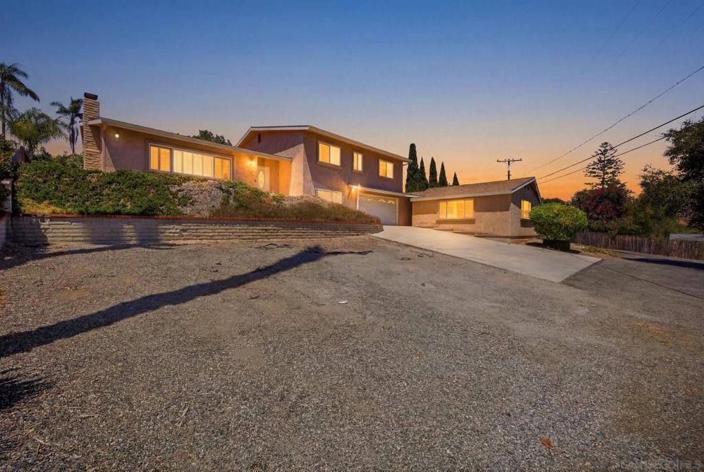 352 Beaumont Drive, Vista