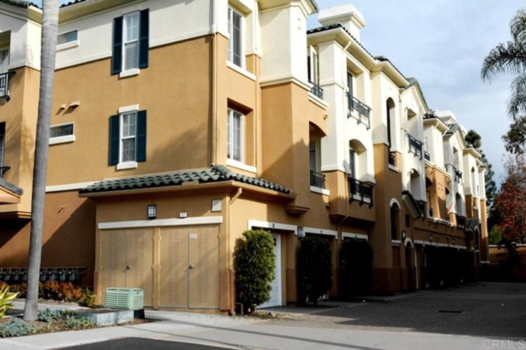 12364 Carmel Country Road # C204, San Diego