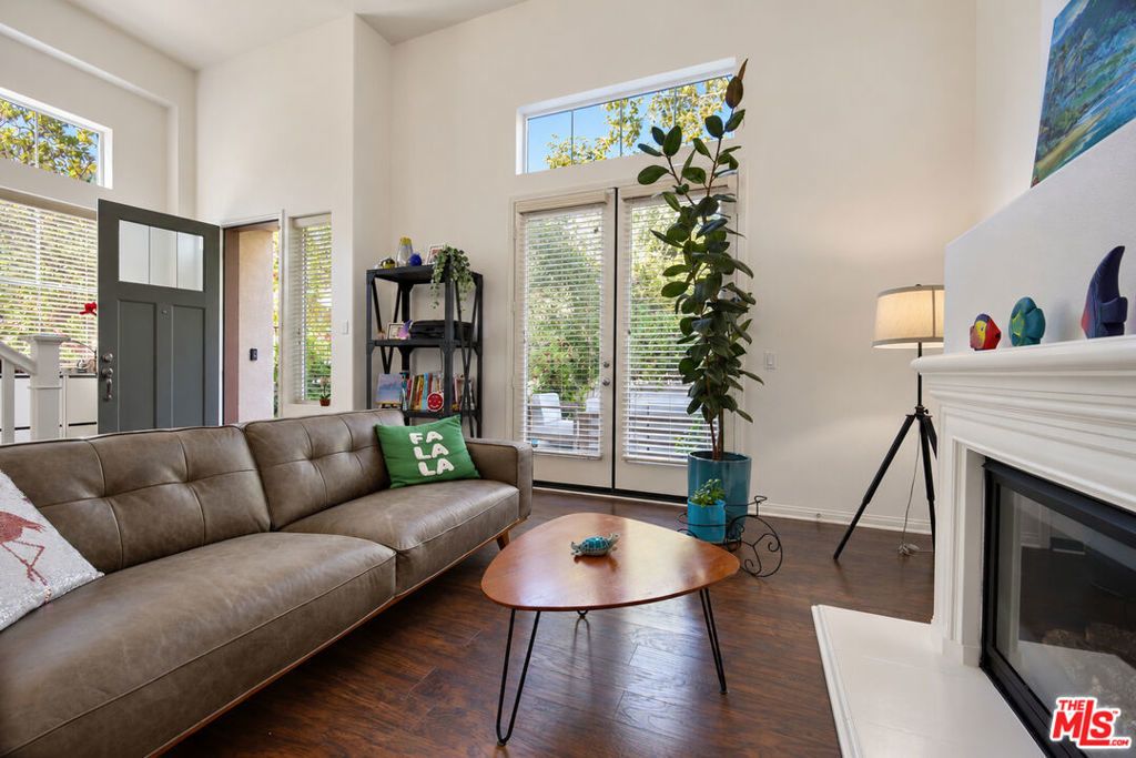 780 Tennis Club Lane, Thousand Oaks