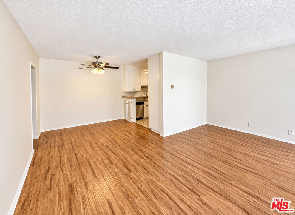 Photo of Listing #26988785