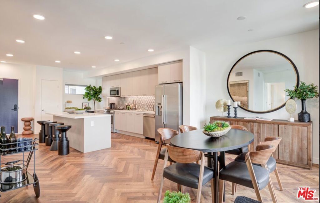 1250 N Fairfax Avenue # 505, West Hollywood