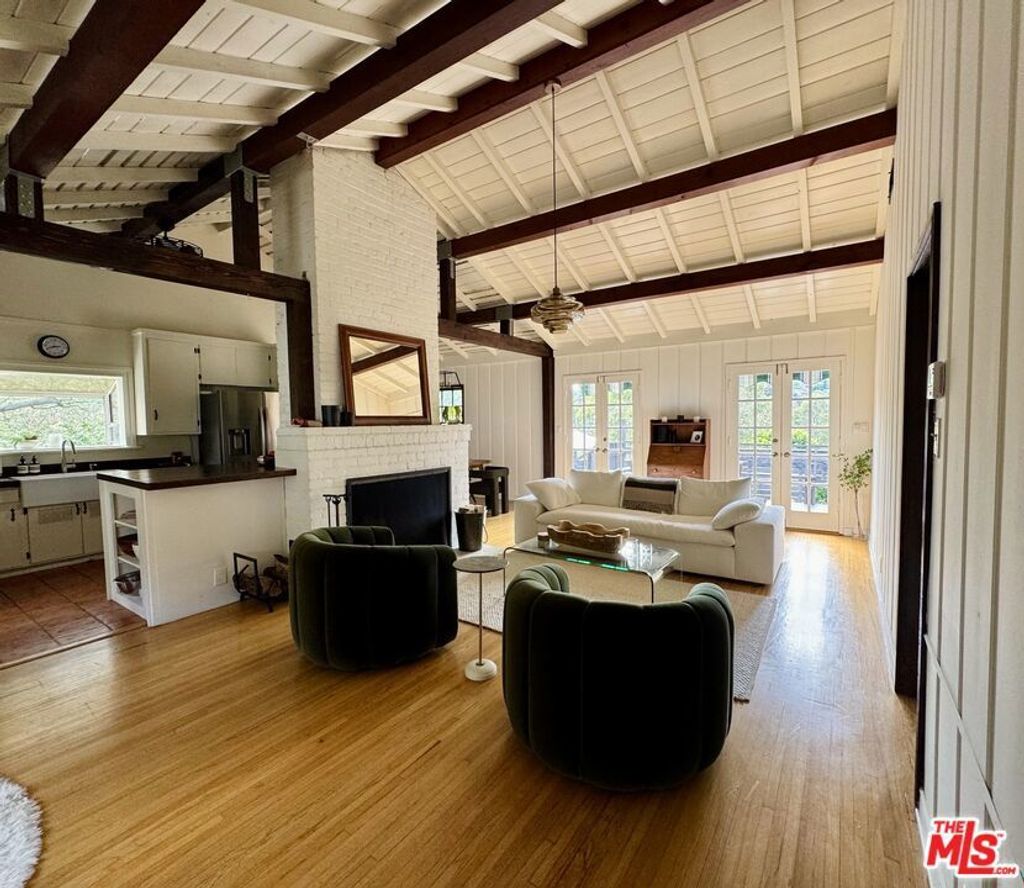 2828 Laurel Canyon Place, Los Angeles