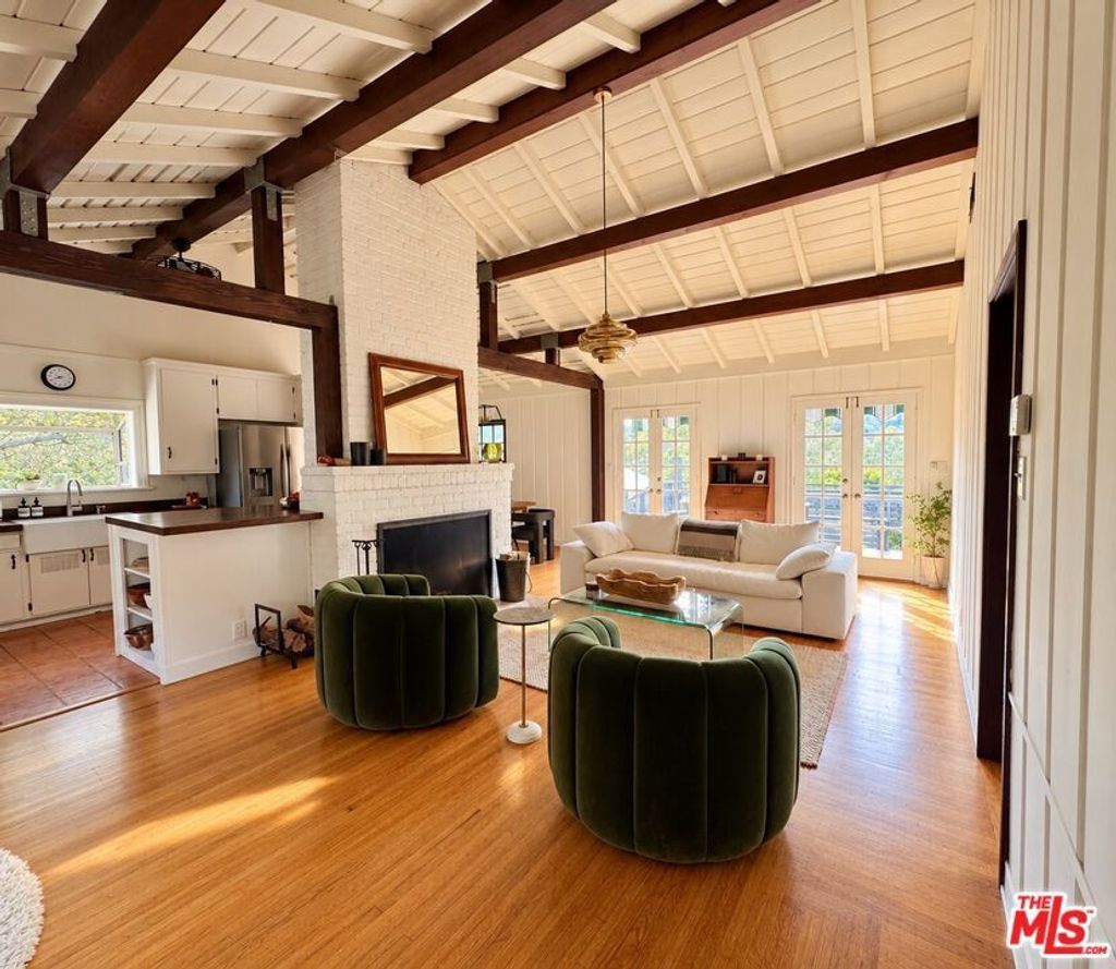2828 Laurel Canyon Place, Los Angeles