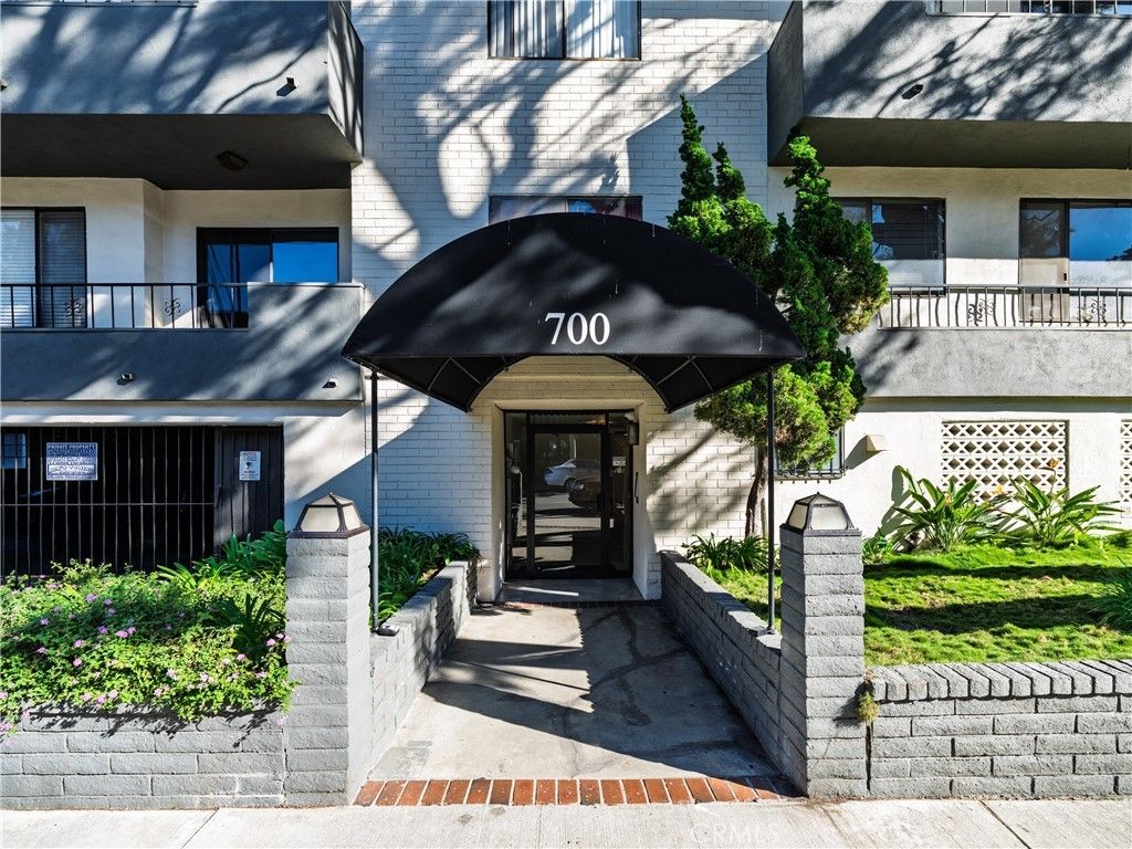 700 Westmount, West Hollywood