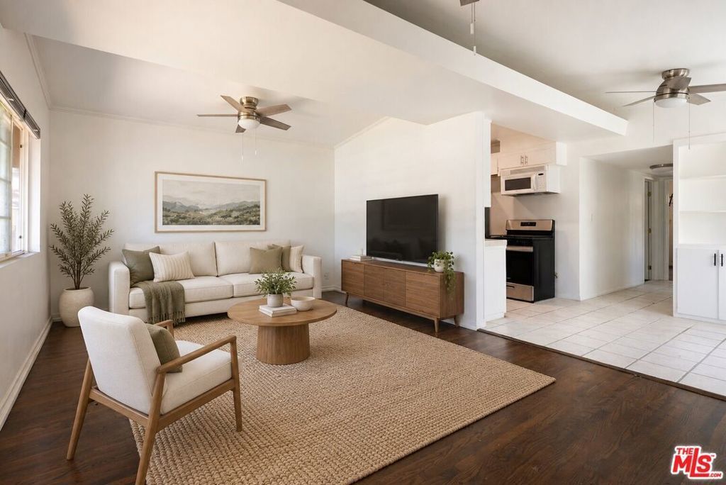 12844 Short Avenue, Los Angeles