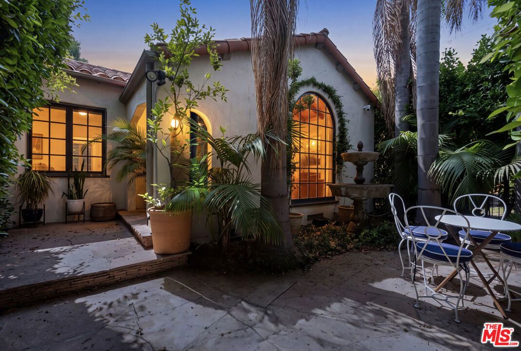 9002 Norma Place, West Hollywood