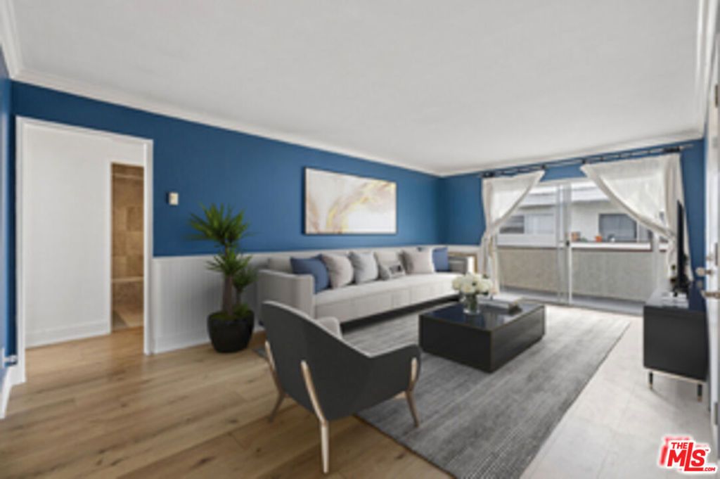 2884 Sawtelle Boulevard # 203, Los Angeles