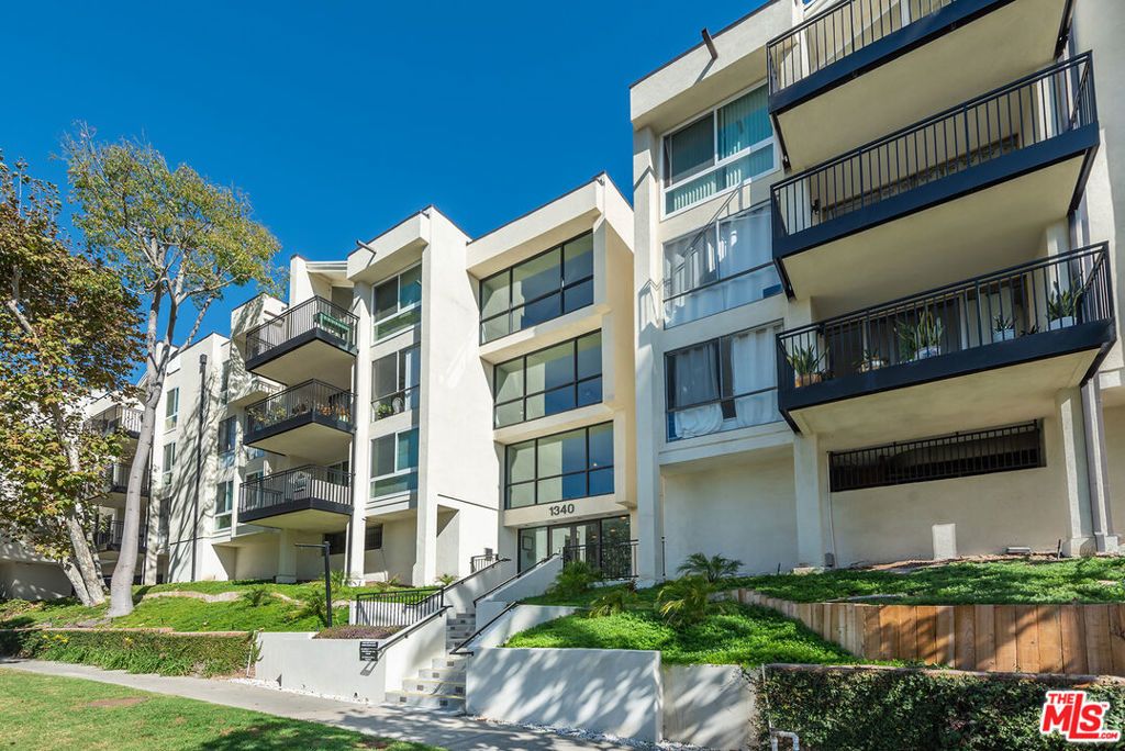1340 S Beverly Glen Boulevard # 313, Los Angeles