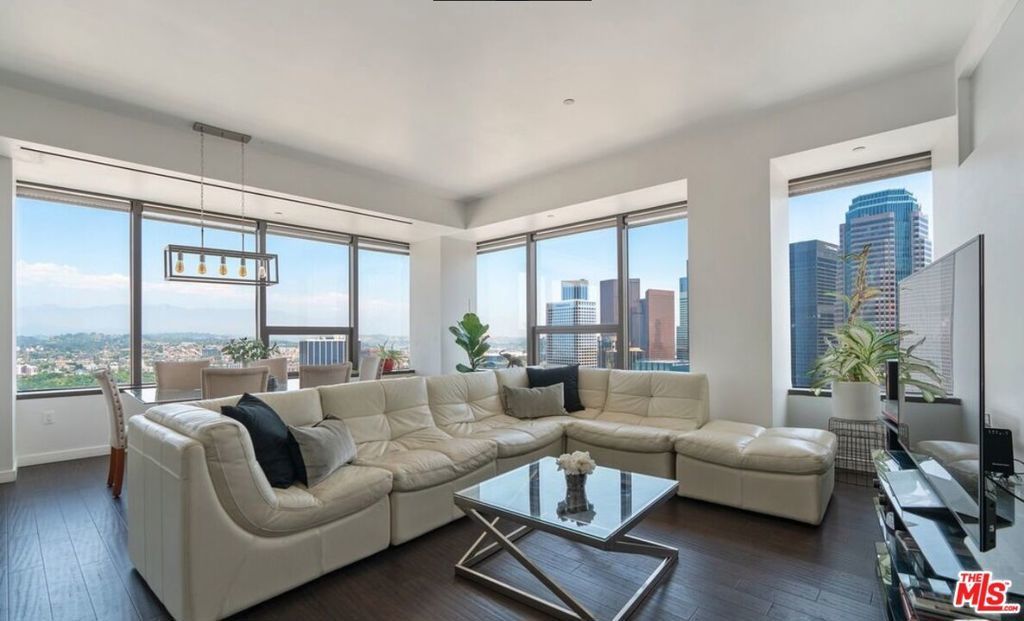 1100 Wilshire Boulevard # 2806, Los Angeles