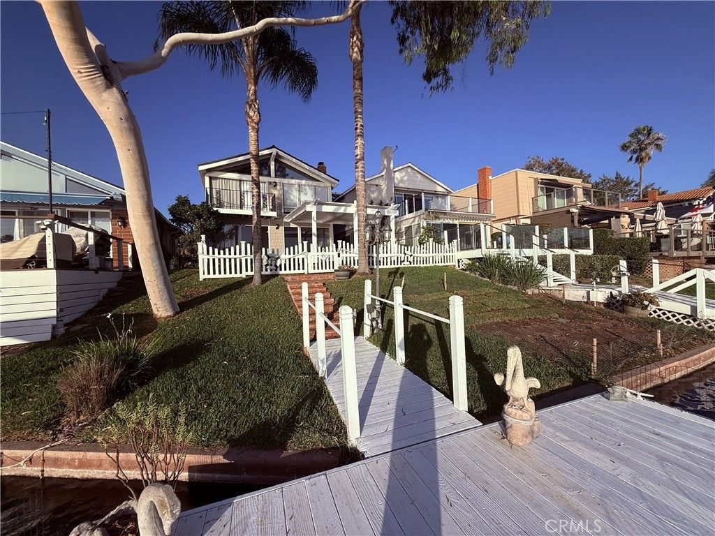22831 Islamare, Lake Forest