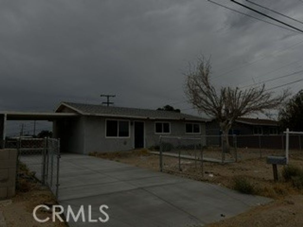 25244 Jade Road, Barstow