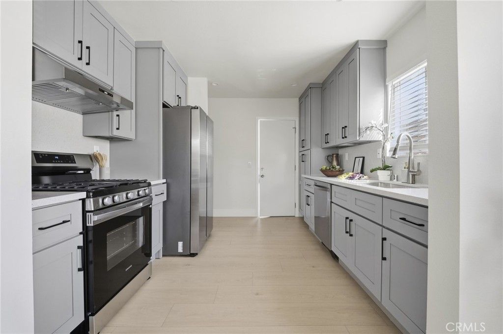 345 E Janice Street, Long Beach