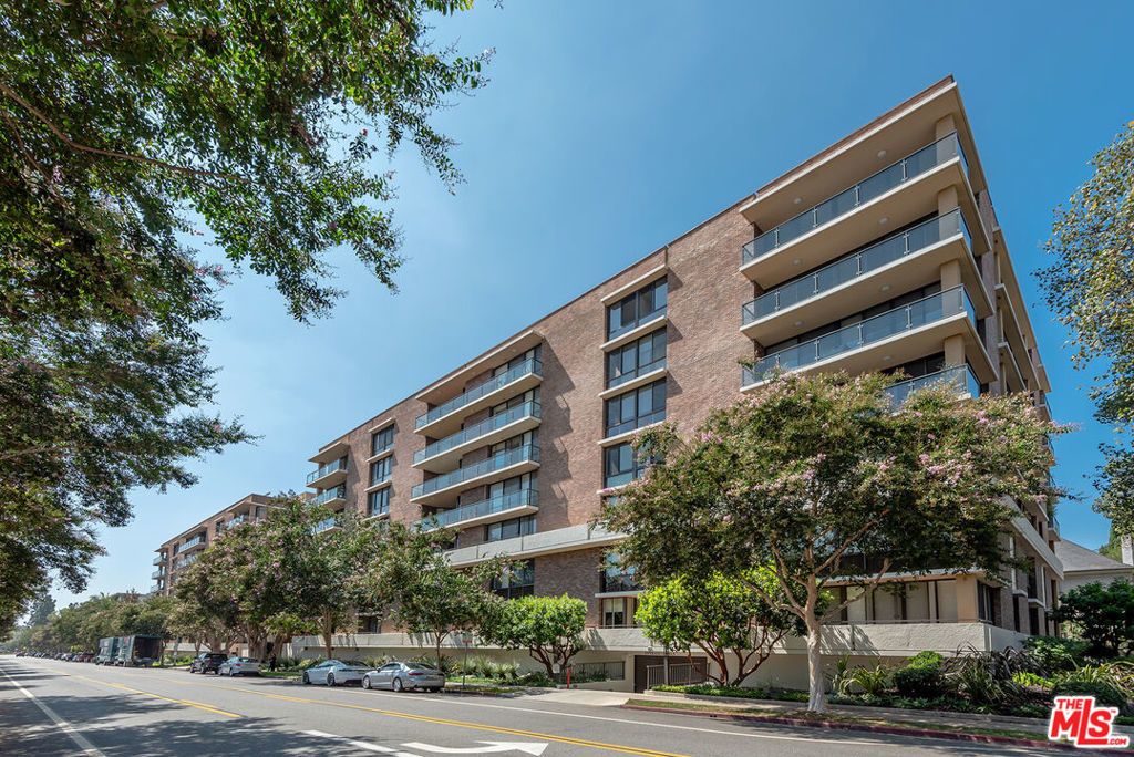 211 S Spalding Drive # 110n, Beverly Hills