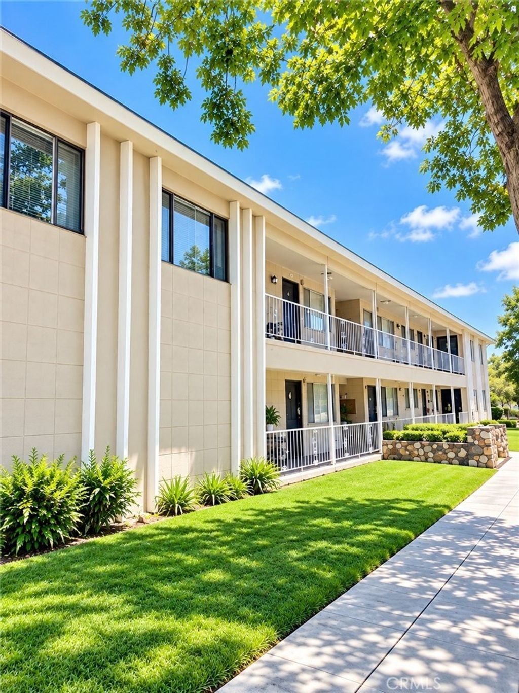 315 E 8th Street, Corona