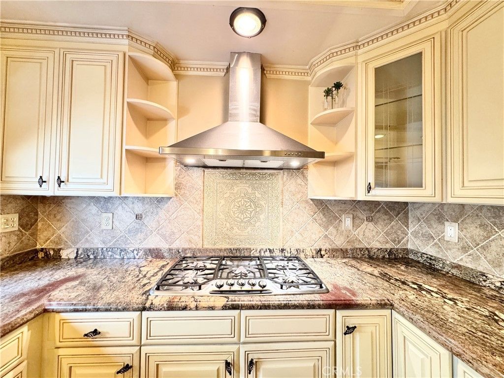 4958 Woodman, Sherman Oaks