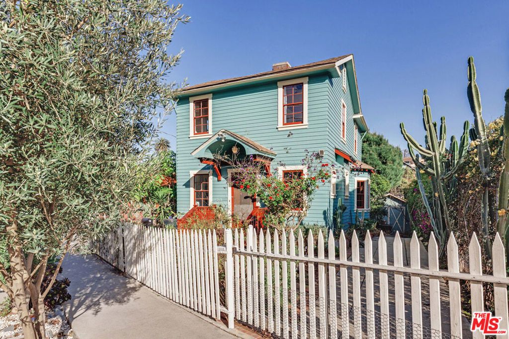 1005 W Kensington Road, Los Angeles