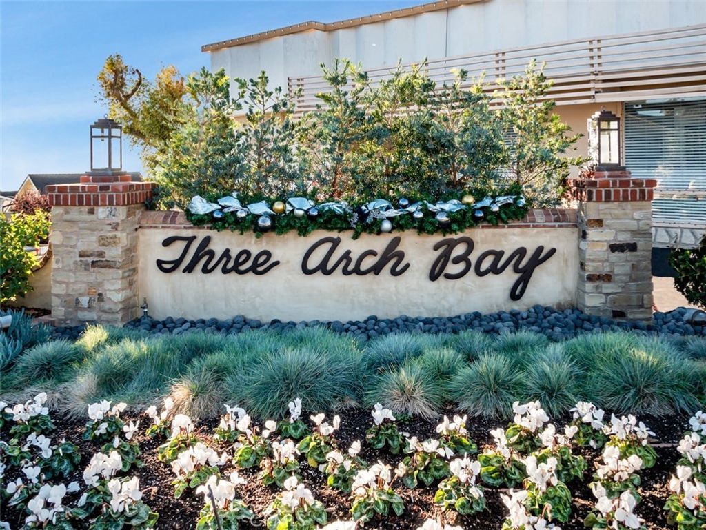 44 S La Senda Drive, Laguna Beach