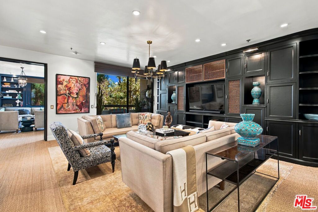 2132 Century Park Lane # 209, Los Angeles