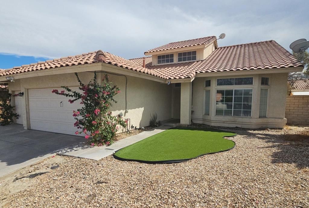 69911 Willow Lane, Cathedral City