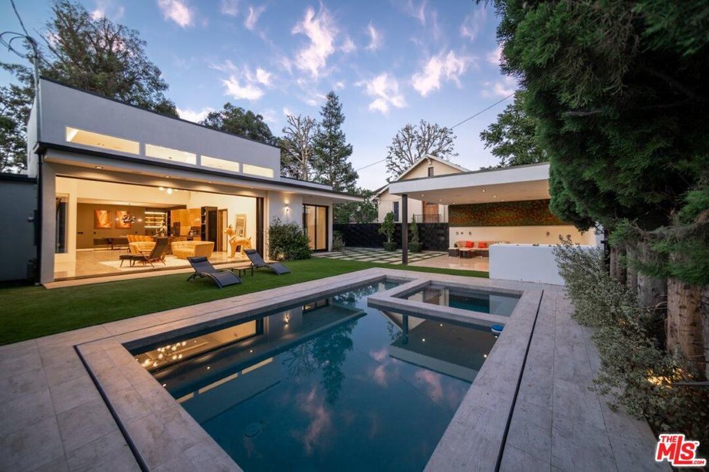 11658 Morrison Street, Valley Village