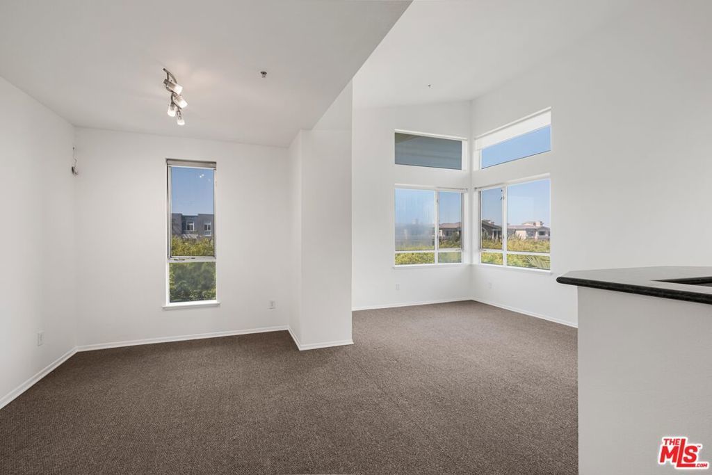 6400 Crescent Parkway # 424, Playa Vista