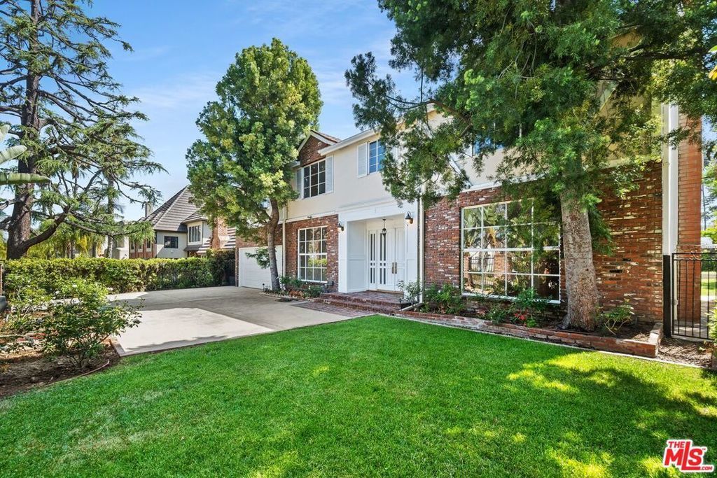 517 N Elm Drive, Beverly Hills