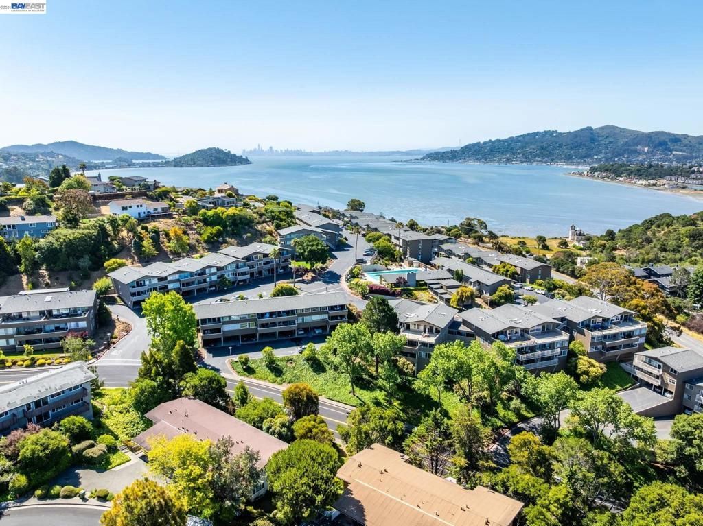 10 Andrew Dr, Tiburon