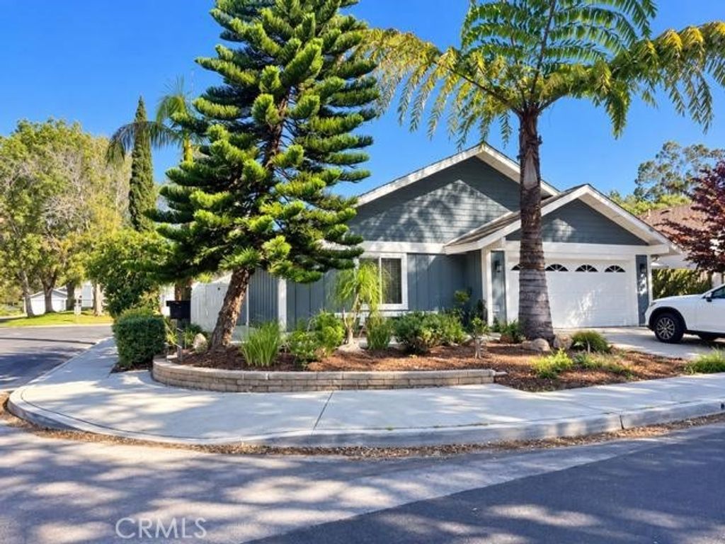 6 Banyan Tree, Irvine