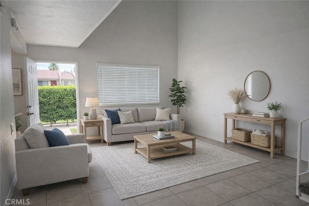 51080 Eisenhower # 21, La Quinta