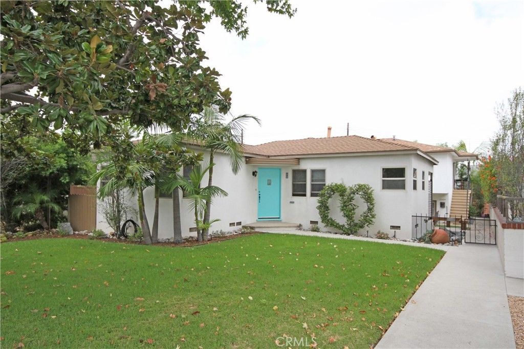 2207 W Carson Street, Torrance