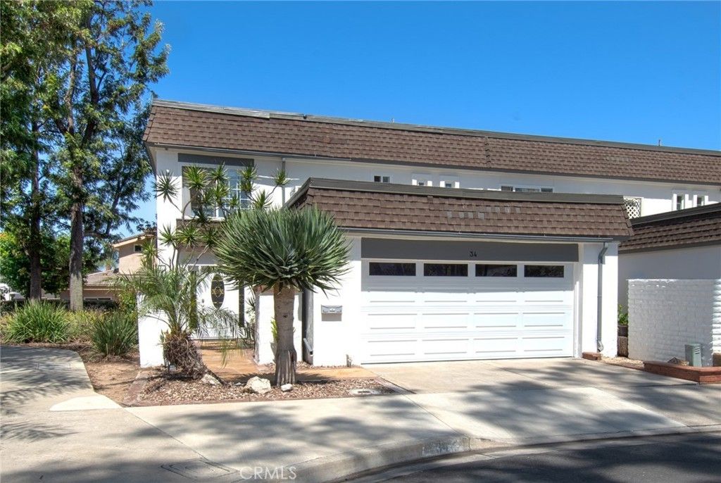 34 Senisa, Irvine