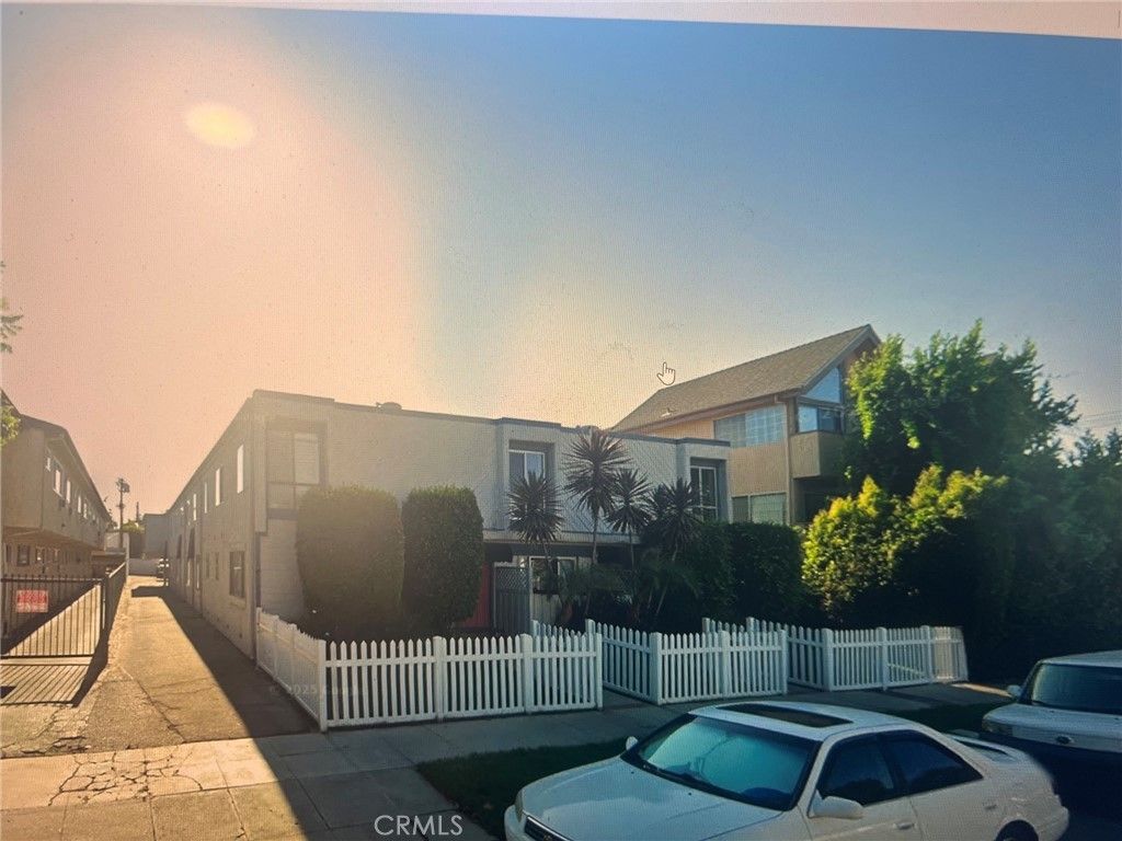 4381 Ventura Canyon # 9, Los Angeles